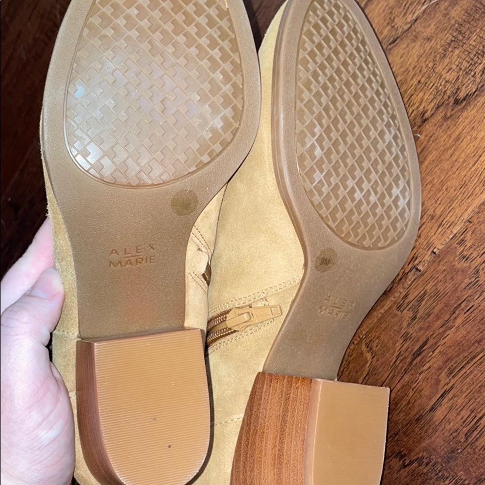 Alex Marie Boots - Picture 3 of 4